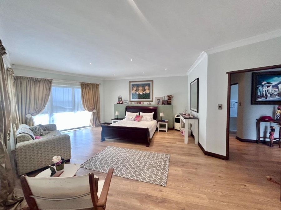 4 Bedroom Property for Sale in Jeffreys Bay Central Eastern Cape